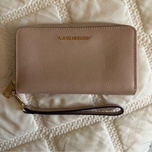Michael Kors Blush Pink Wallet Wristlet
